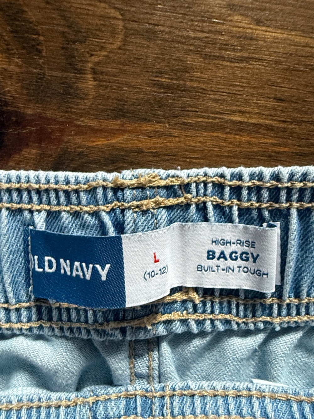 Old Navy Kids Wide-Leg Jeans in Light Blue & Medium Blue - Picture 2 of 7
